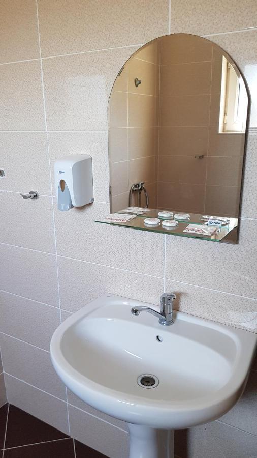 Pensiunea Iubire de Delta  La Traian Murighiol Esterno foto